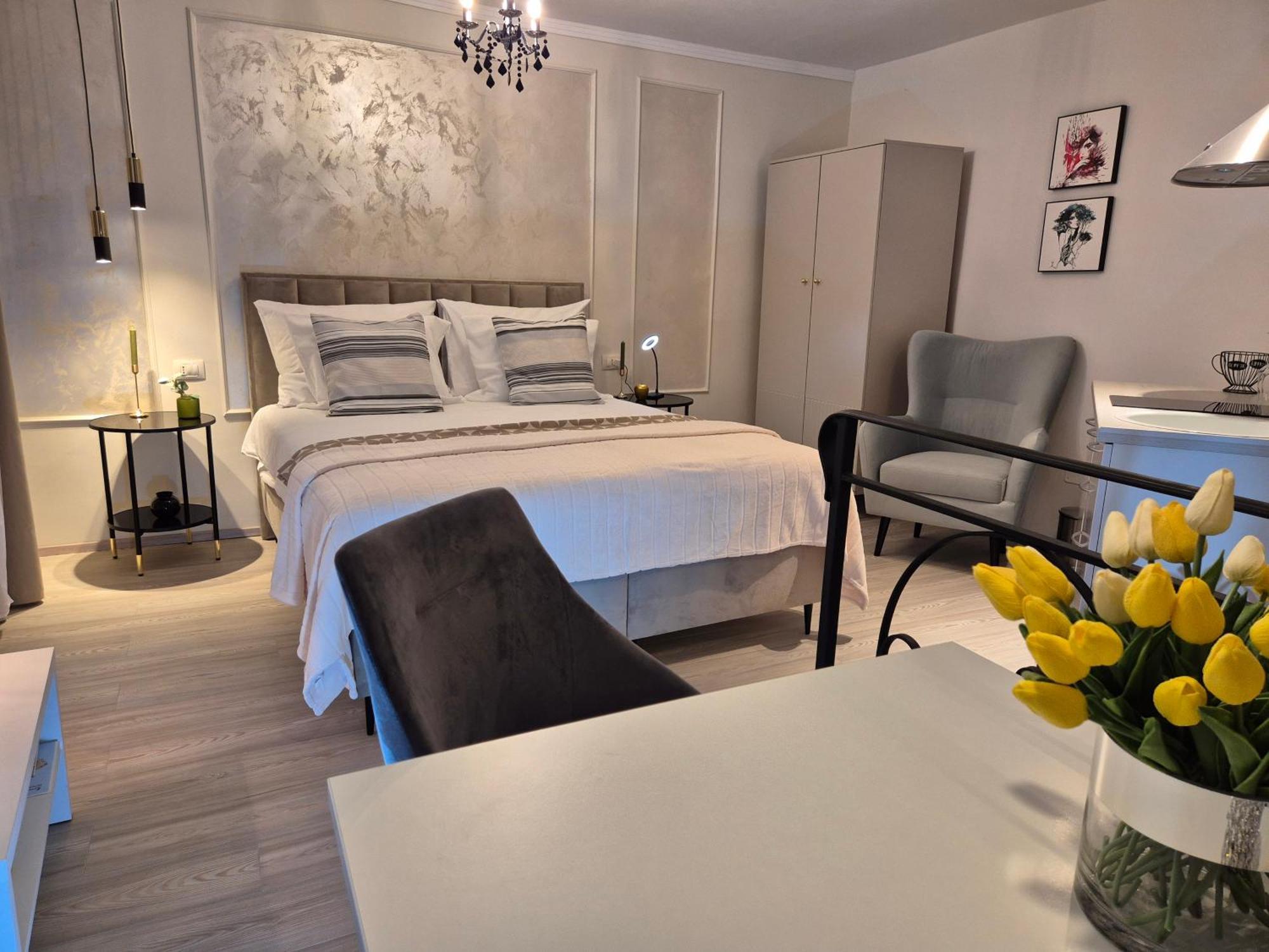 Studio apartment Lily Rovigno Esterno foto