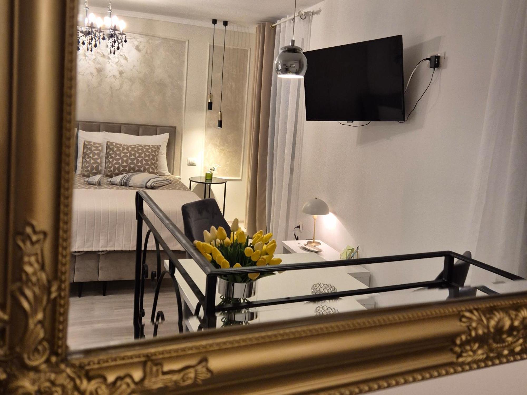 Studio apartment Lily Rovigno Esterno foto